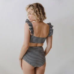 Hamptons Bella Crop, Black -Albionfit Store 369A0383