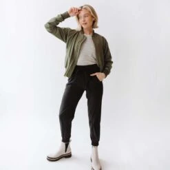 Destination Joggers, Black -Albionfit Store 369A0872final 8be44213 c33c 4948 b735 162d092d808b