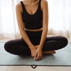 Geometry Towel -Albionfit Store 369A1786final