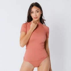 Rosewood Short Sleeve Rash Guard -Albionfit Store 369A2556final