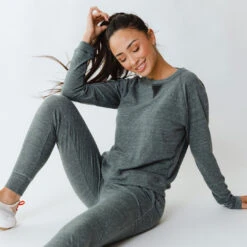 Cabin Fever Joggers, Heather Grey -Albionfit Store 369A4210final 7cac8c15 ed77 4add 8ad1 7c9f74548432 1