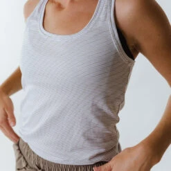 Exhale Tank, Brindle