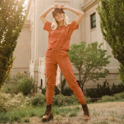 Boss Crop Tee, Rust Windowpane -Albionfit Store 369A6328final