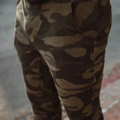 Men's At Ease Joggers, Green Camo -Albionfit Store 369A6508final