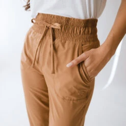 Destination Joggers, Sand -Albionfit Store 369A6661final