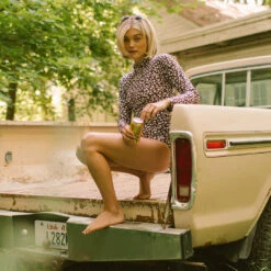 Wailea Floral Long Sleeve Rash Guard -Albionfit Store 369A7406final