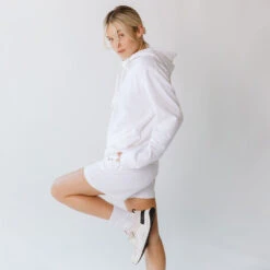 Boyfriend Shorts, White -Albionfit Store 369A7511final 62b1cac2 a62f 4f35 926b 5ebfc7c3d7fe