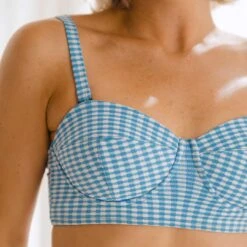 Hailey Crop, Bluebell -Albionfit Store 369A7916final 5dc64ca7 3fd5 44f6 a39d 1a2b797afc75