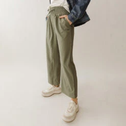 Audrey Wide Leg Pants, Olive -Albionfit Store 369A8646final