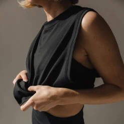 Venus Tank, Black -Albionfit Store 369A8783final 28dc1537 7421 460a 814e 9afe20326a57