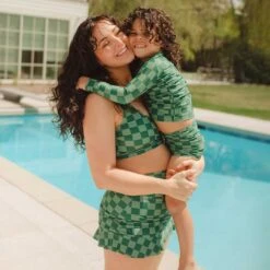 Mini Rash Guard And Shorts Set, Green Check -Albionfit Store 369A8940finnal 1