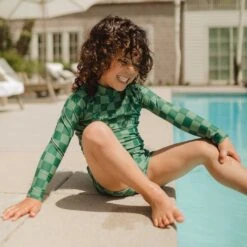 Mini Rash Guard And Shorts Set, Green Check -Albionfit Store 369A9000final 45db782c 051d 4fcb 9978 e5042cec6f6c 1