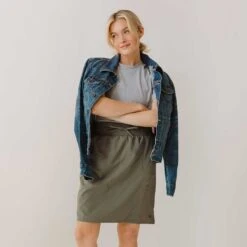 The Away Skirt, Olive -Albionfit Store 369A9568final