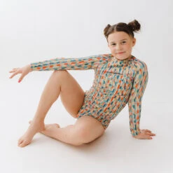 Mini Rash Guard Two-Piece Set, Athens Sunset 15 Mini Rash Guard Two-Piece Set, Athens Sunset -Albionfit Store 369A9800final 2e669c71 82ce 4be6 abd3 6df4b019020b