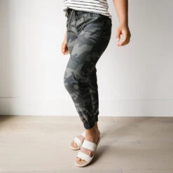 Camo Destination Joggers -Albionfit Store DESTINATION JOGGERS CAMO 3 022fc643 a9e8 46f3 b071 34ce6bbb04b5