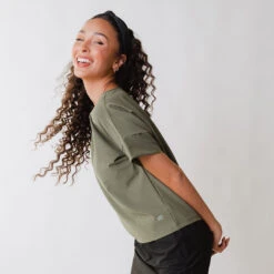 Boss Crop Tee, Sage -Albionfit Store DSC00448final