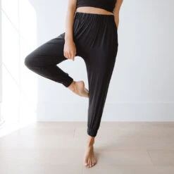 Serenity Harem Joggers, Black