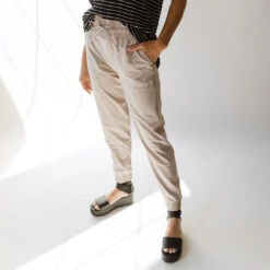 Destination Joggers, Cobblestone -Albionfit Store I2A9747final 1