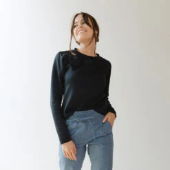 Black Neo Crop Sweatshirt 12 Black Neo Crop Sweatshirt -Albionfit Store NEO CROP SWEATSHIRT BLACK 7