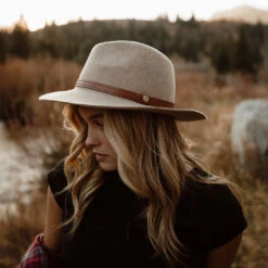 Kallie Hat -Albionfit Store beige brimmed hat5